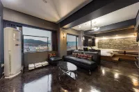 Fine Avenue Hotel
