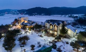 Taean Anmyeondo Star View Pension (Breakfast Provided)