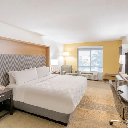 Holiday Inn & Suites ORANGE PARK - WELLS RD. by IHG
