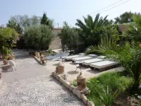Welcome to Grenadine town, double luxury room, garden with swimming pool