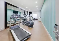 Holiday Inn Express & Suites CLEBURNE by IHG - Gym