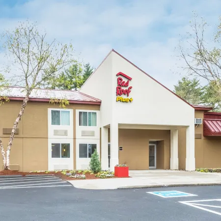 Red Roof Plus+ South Deerfield - Amherst