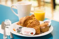 Holiday Inn Express LONDON - WATFORD JUNCTION by IHG - breakfast