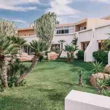 Mangia's Pollina Resort Hotel Exterior