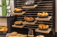 Holiday Inn - the niu, COBBLES ESSEN by IHG - Desayuno