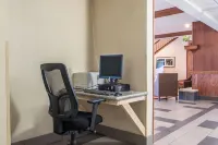 Quality Inn & Suites East Troy I-43 Hotels in Waterford