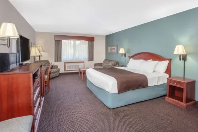 AmericInn by Wyndham St. Peter Hotels in 