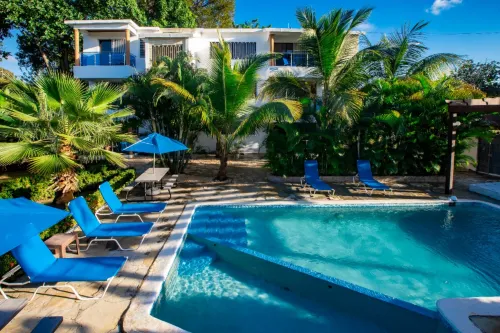 Stylish 2R-2B Apt Near the Beach and Main Street