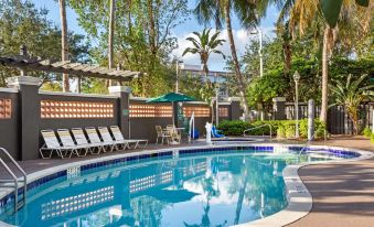 La Quinta Inn & Suites by Wyndham Ft. Lauderdale Plantation