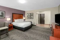 La Quinta Inn & Suites by Wyndham Knoxville North I-75 Hotels in Powell