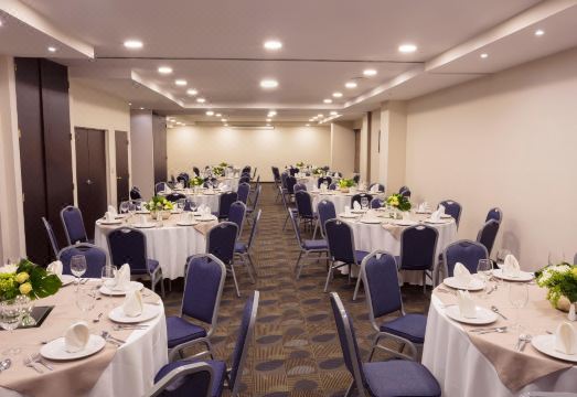 호텔 수영장 시설