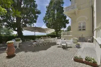 Villa la Moresca Relais de Charme B&B Montecatini Alto Các khách sạn ở Marliana