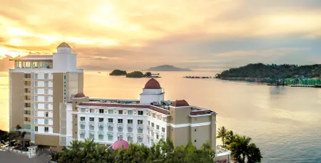 Swiss-Belhotel Papua Отели рядом с достопримечательностью «JAYAPURA CITY VIEW»