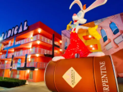 Disney's Pop Century Resort - Classic Years オレンジのホテル