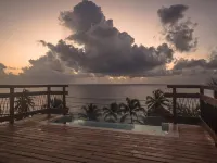 Delek Tulum Hotels near Cesiak