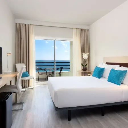 Tryp by Wyndham Lisboa Caparica Mar Hotels in Almada