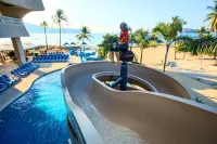 Krystal Beach Acapulco - ติดทะเล