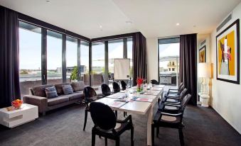 The Cullen Melbourne - Art Series