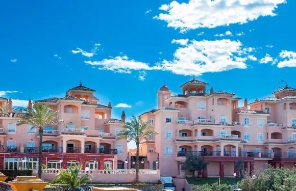 多納納杜納斯度假村