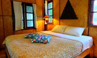 Malee's Nature Lovers Bungalows