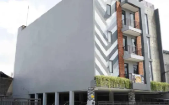 ュラガン カマル グヌン アニャル のホテル