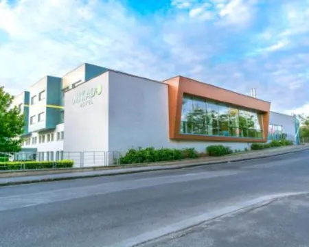 Mikado Hotel Hotéis em Nitra