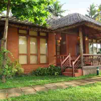 Fragrant Nature Backwater Resort & Ayurveda Spa Kollam Hotel Exterior