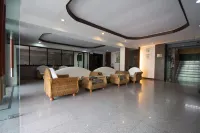โรงแรมขอนแก่นรื่นรมย์ - 2 ดาว