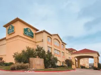 La Quinta Inn & Suites by Wyndham Woodway - Waco South Hotels in McLennan County