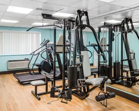 Econo Lodge Downtown Отели рядом с достопримечательностью «Мохаммед Али-центр»