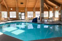 Quality Inn & Suites Sun Prairie Madison East - Pools