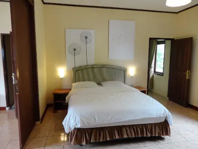 Villa Tunas Alam Mutiara Hotels in South Tugu