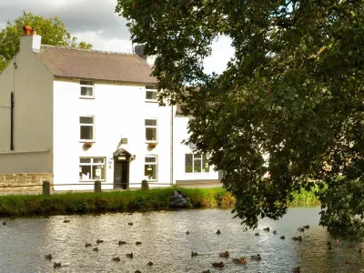 Fitzwarine House Whittington のホテル