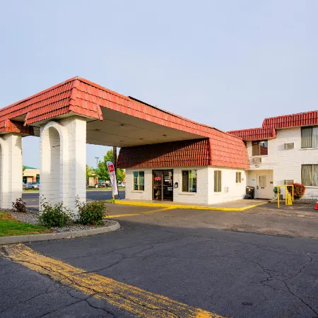 Hermiston Inn & Suites