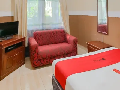 RedDoorz Plus at Grand Yustik Sukabumi Hotel in zona Camping Ground Selabintana
