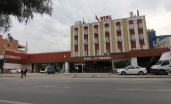 Otel le Grand