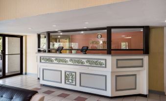 Rodeway Inn at Fort Lee