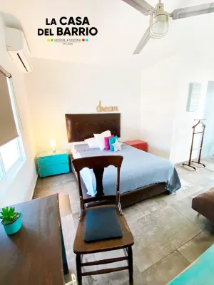 La Casa del Barrio, Hostal + Cocina
