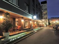 The Bedrooms Boutique Hotel Bangkok