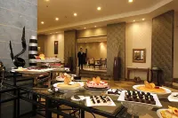 Golden Tulip Hail - Breakfast