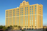DoubleTree by Hilton Modesto Hotels near Walmart