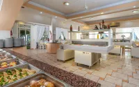 Porfi Beach Hotel - breakfast