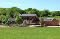 Hayeswood Lodge Luxury Accommodation Hotels in Stanley Common