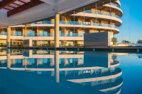Ramla Bay Resort - Beach