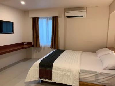 Oemah Jati Hotel dekat Kedai De.diah toko. Inahcell onlineshop
