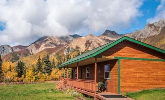 Sheep Mountain Lodge
