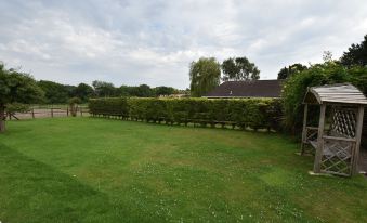 Little Rushbrook Cottages