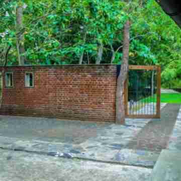 Mankada Resort Hotel Exterior