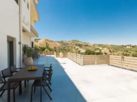 Panorama Luxury Rooms Hoteles en Lampi