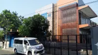 Colorbox House Hotels in Mayangan